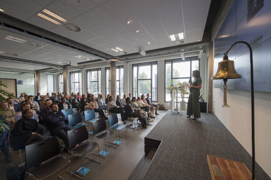 Deze afbeelding heeft een leeg alt-attribuut; de bestandsnaam is vnab-onboardingsdag2-1024x683.jpg